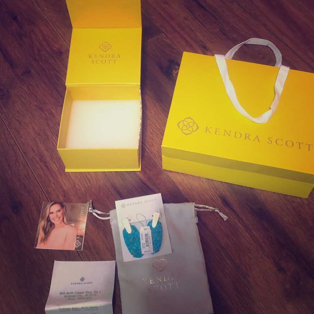 Kendra Scott Aragon Earring Gold/ Turq. Used 1x